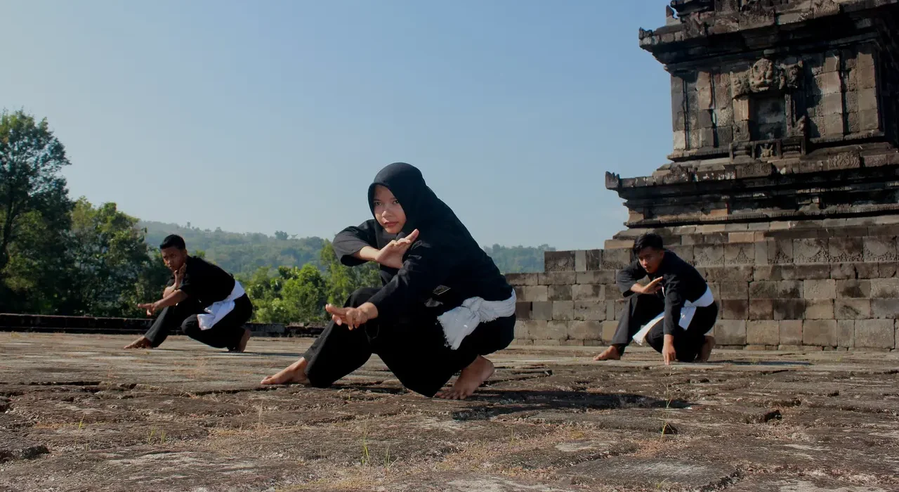 Pencak-Silat