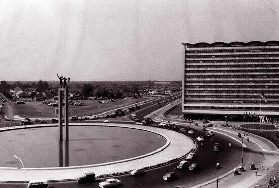 Bundaran-Hotel-Bersejarah
